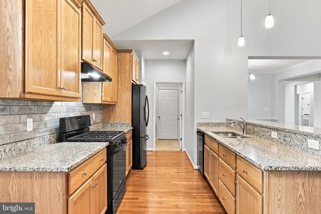 116 BLEEDING HEART DR, White Post, VA 22663