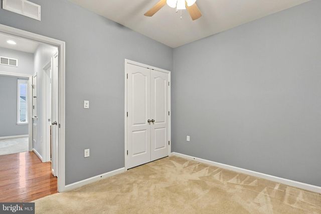 116 BLEEDING HEART DR, White Post, VA 22663