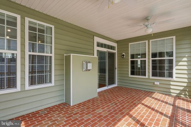 116 BLEEDING HEART DR, White Post, VA 22663
