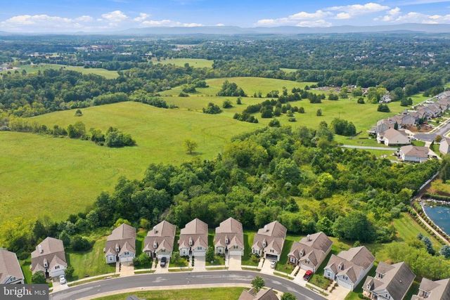 116 BLEEDING HEART DR, White Post, VA 22663