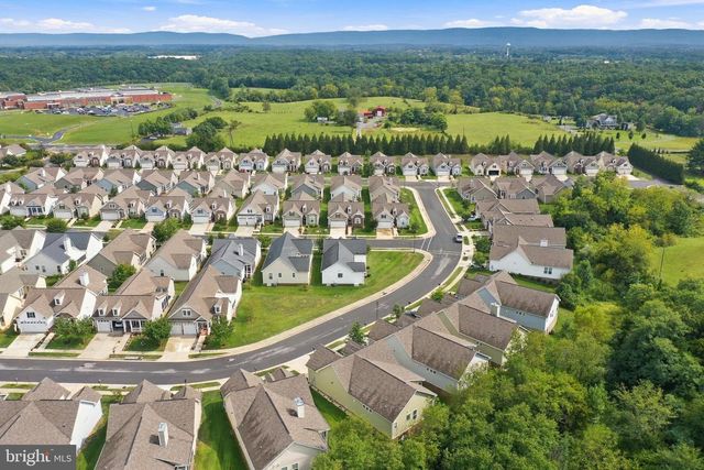 116 BLEEDING HEART DR, White Post, VA 22663