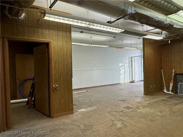 200 S Main Street, Spiro, OK 74959