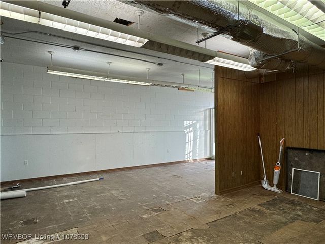 200 S Main Street, Spiro, OK 74959
