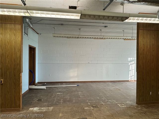 200 S Main Street, Spiro, OK 74959