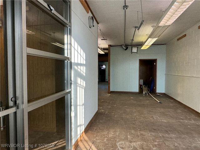 200 S Main Street, Spiro, OK 74959
