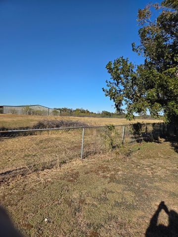 3035 Stroud Creek Avenue, Granbury, TX 76048