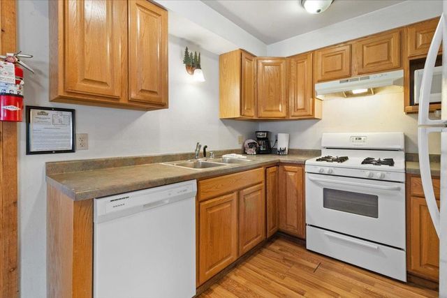 902 Yogi Circle, Warrens,warrens, WI 54666