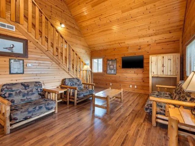 902 Yogi Circle, Warrens,warrens, WI 54666