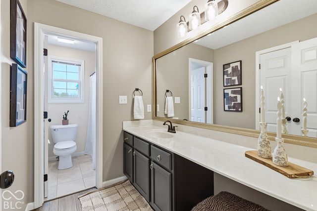 8891 Woodlark Drive, Fishers, IN 46038