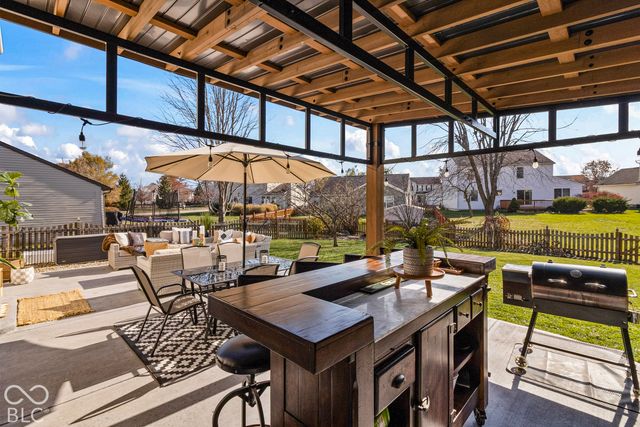 8891 Woodlark Drive, Fishers, IN 46038
