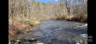 37 S US 19E Highway, Newland, NC 28657