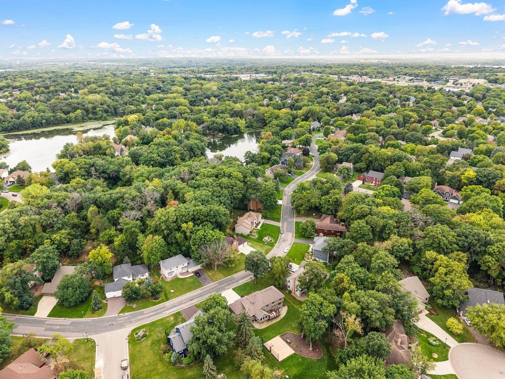 10065 170th Street W, Lakeville, MN 55044 — photo 2