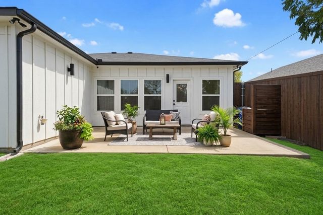 3001 Fernwood Avenue, Dallas, TX 75216