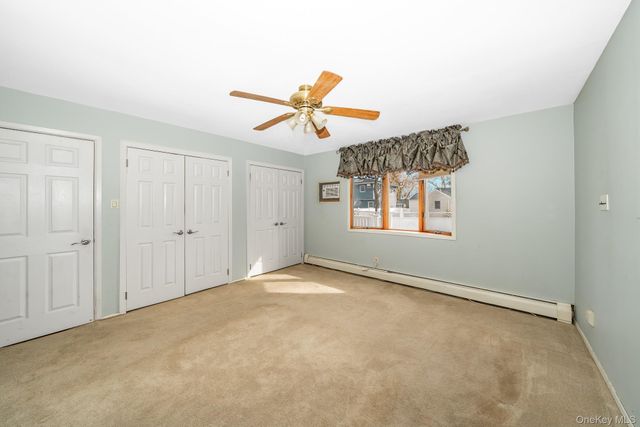 30 Poplar Avenue, Farmingdale, NY 11735