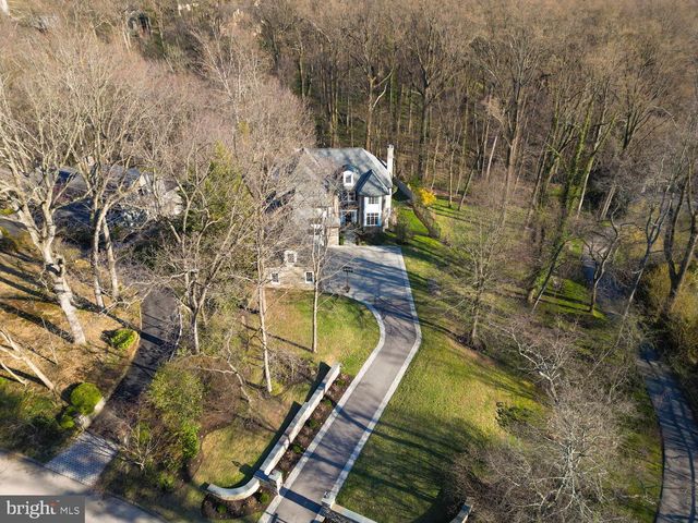 732 SAINT ANDREWS RD, Philadelphia, PA 19118