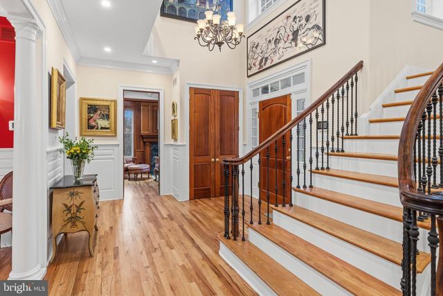732 SAINT ANDREWS RD, Philadelphia, PA 19118