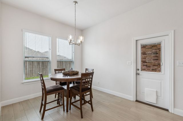 388 N Montague Street, Pilot Point, TX 76258