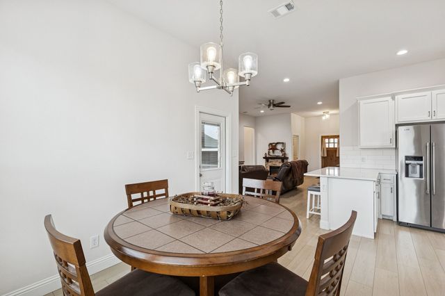 388 N Montague Street, Pilot Point, TX 76258