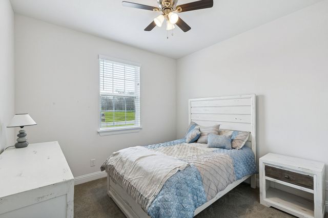 388 N Montague Street, Pilot Point, TX 76258