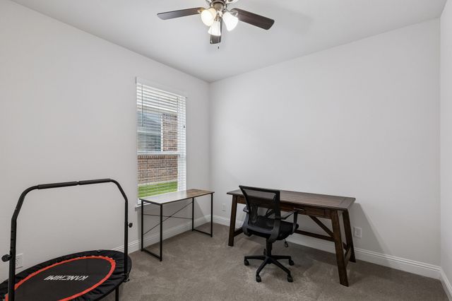 388 N Montague Street, Pilot Point, TX 76258