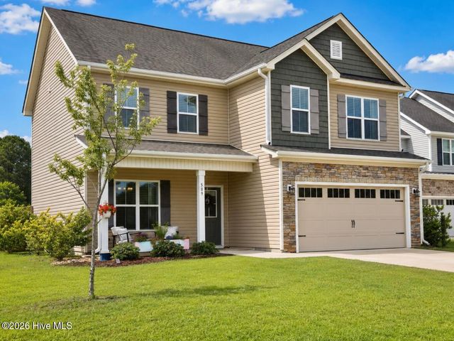 589 Aurora Place, Hampstead, NC 28443