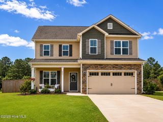 589 Aurora Place, Hampstead, NC 28443