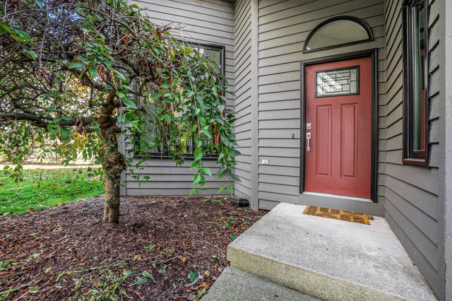 1875 Wedgefield Court SE 37, Caledonia, MI 49316