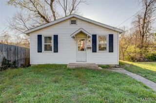 3316 Edmundson Road, Breckenridge Hills, MO 63114