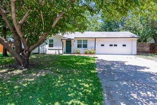 8005 Lazy Lane Road, North Richland Hills, TX 76180