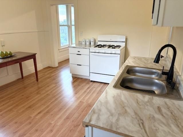 2311 S 10th Street, St Joseph, MO 64503