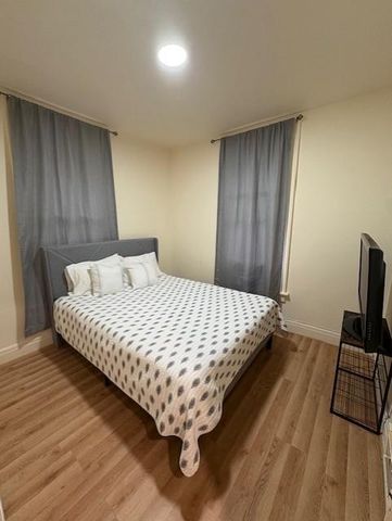 2311 S 10th Street, St Joseph, MO 64503