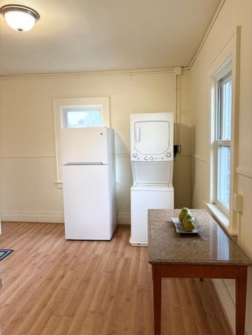 2311 S 10th Street, St Joseph, MO 64503