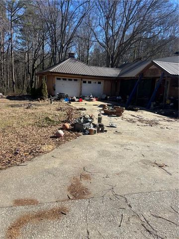 116 Pine Shadows Drive, Dallas, GA 30157