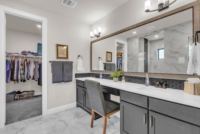 10494 Lake Palmetto Drive, Conroe, TX 77385