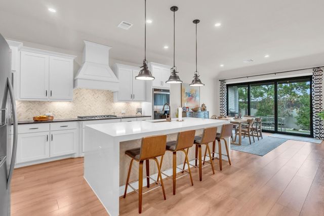 10494 Lake Palmetto Drive, Conroe, TX 77385