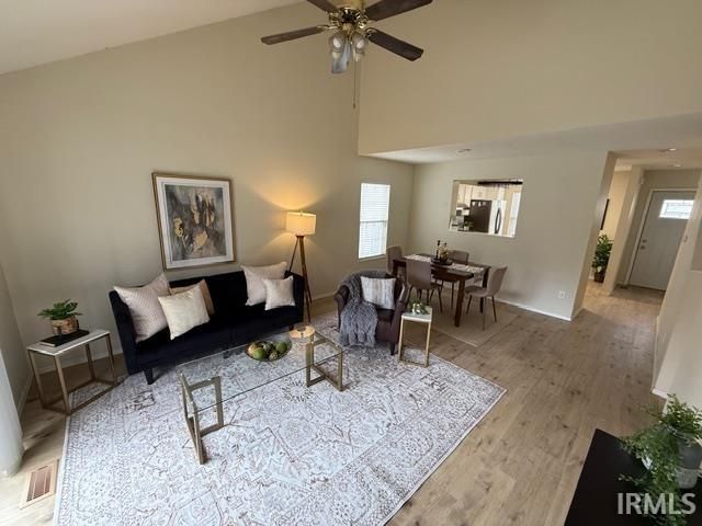 420 E Laurelwood Court, Bloomington, IN 47401