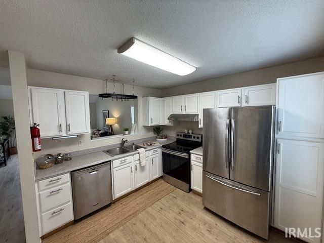 420 E Laurelwood Court, Bloomington, IN 47401