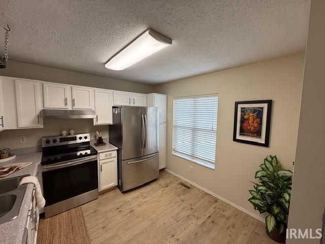 420 E Laurelwood Court, Bloomington, IN 47401