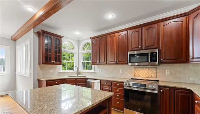 115 Surrey Path Court, Winston-salem, NC 27104