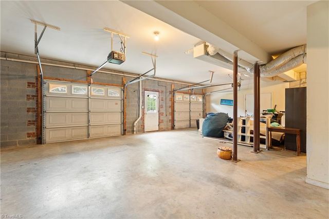 115 Surrey Path Court, Winston-salem, NC 27104