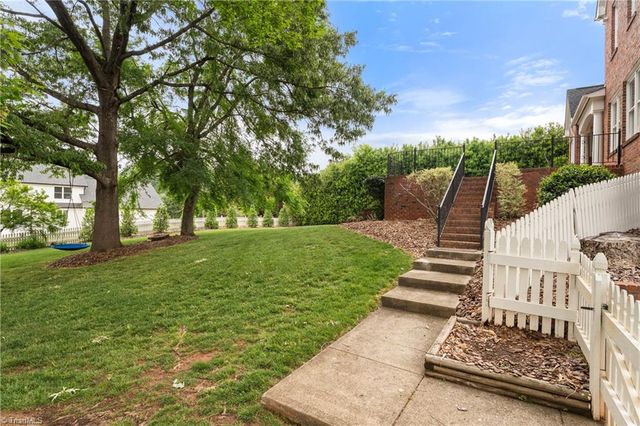 115 Surrey Path Court, Winston-salem, NC 27104