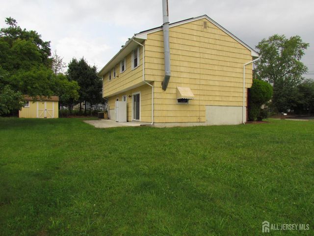 5284 Deborah Drive, Piscataway, NJ 08854