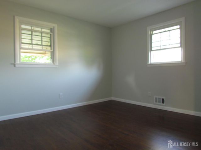 5284 Deborah Drive, Piscataway, NJ 08854