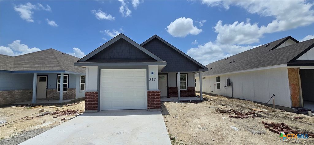 317 Monty Avenue, Copperas Cove, TX 76522