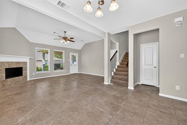 707 Paradise Lane, Montgomery, TX 77356