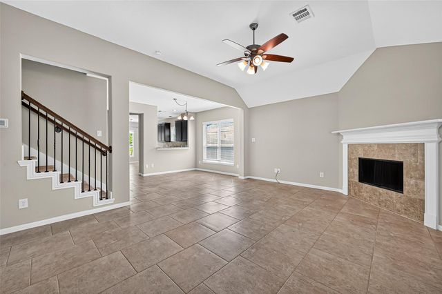 707 Paradise Lane, Montgomery, TX 77356