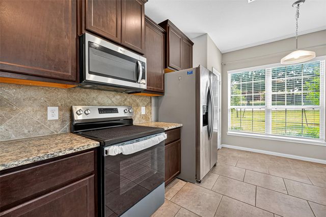 707 Paradise Lane, Montgomery, TX 77356