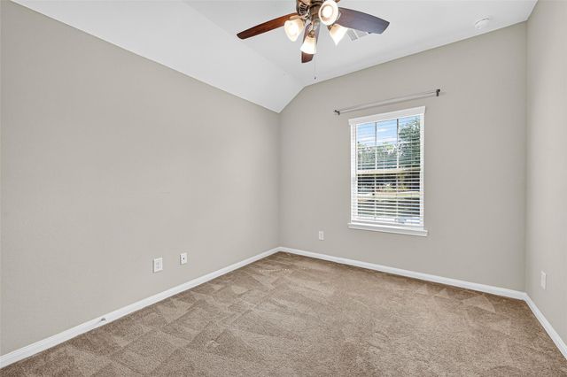 707 Paradise Lane, Montgomery, TX 77356