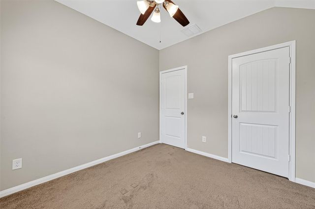 707 Paradise Lane, Montgomery, TX 77356
