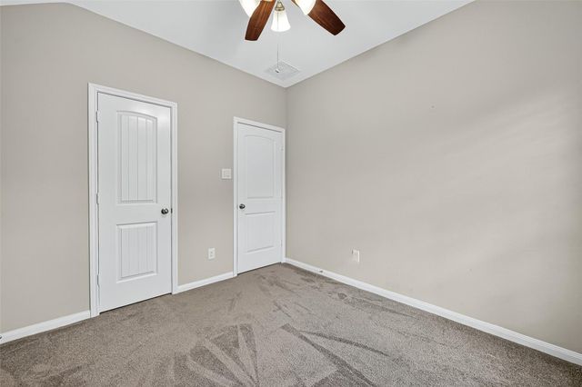 707 Paradise Lane, Montgomery, TX 77356